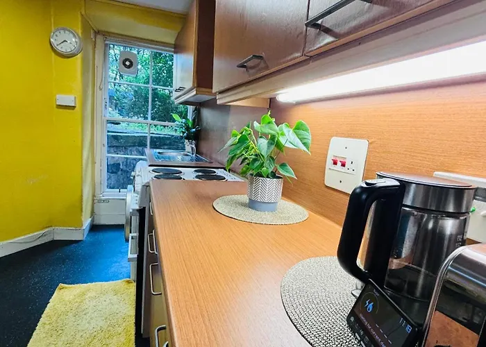Entire Flat In Edinburgh, Center 爱丁堡