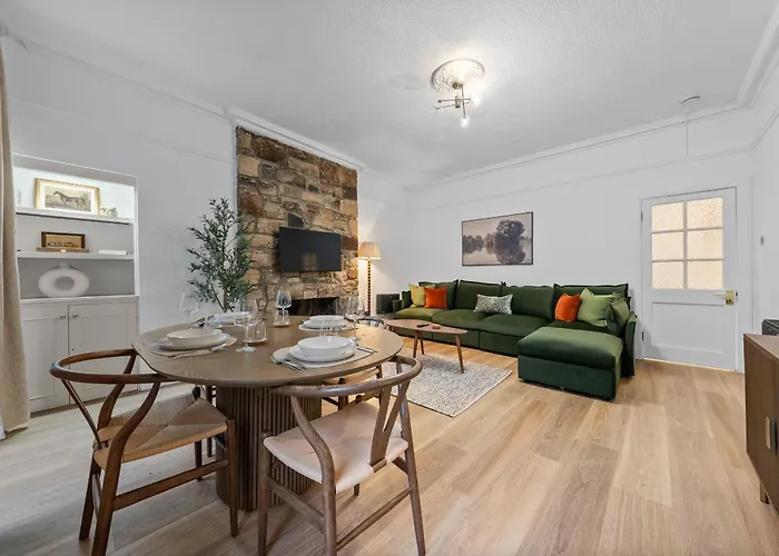 Burnets Close 2 Bedroom - *