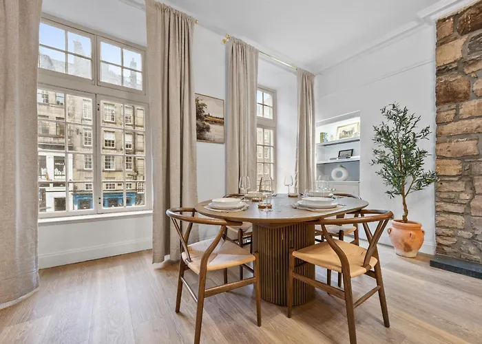 Burnets Close 2 Bedroom -