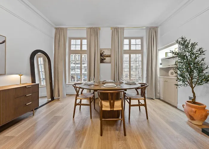 Burnets Close 2 Bedroom - *