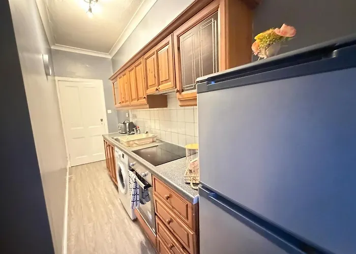 2 Bedroom Flat Near Centre Apartamento Edimburgo