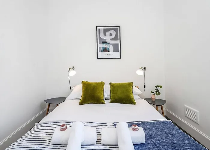 Modern - 2br Flat Near Easter Road Stadium Apartment *