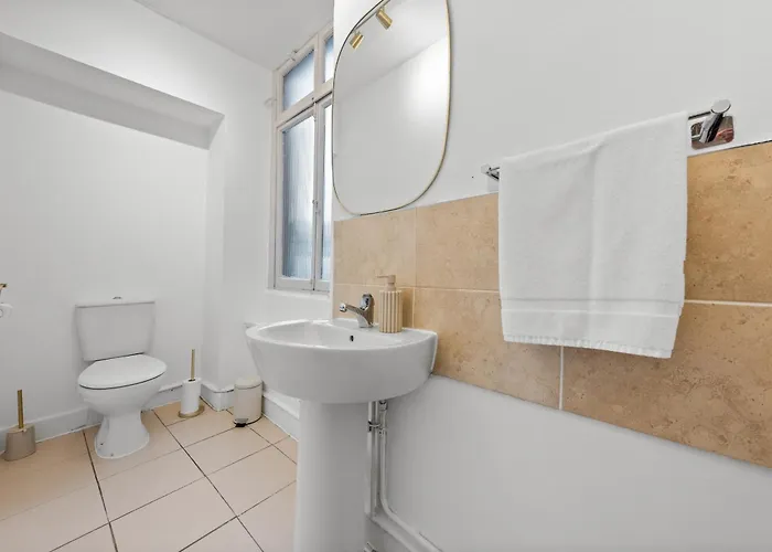 Burnets Close 2 Bedroom - Edinburgh