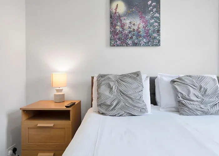 Modern Sleeps 6 Edinburgh