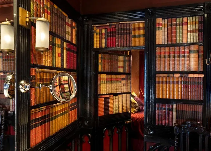 The Witchery 5* אדינבורו