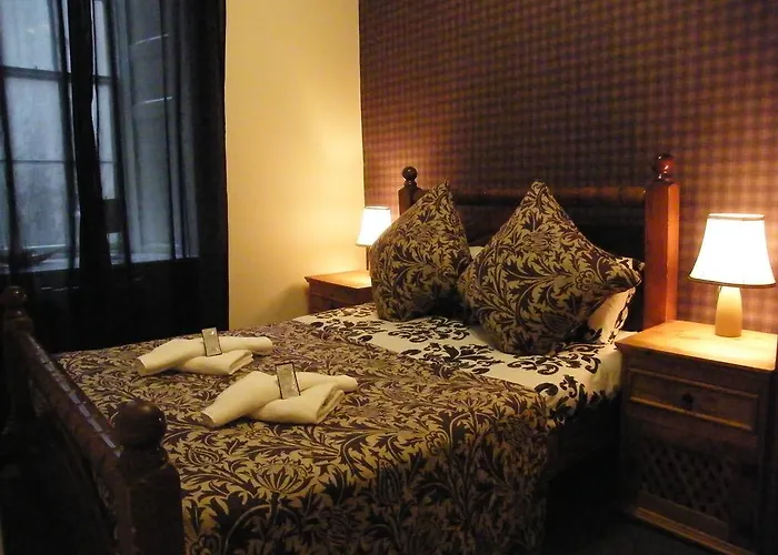 Royal Mile Budget Apartment