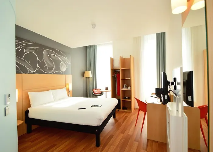Hotell Ibis Centre South Bridge - Royal Mile Edinburg