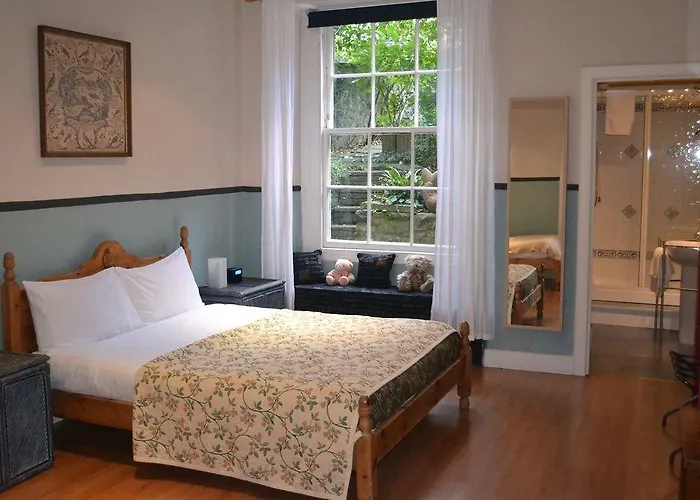 Dene Guest House, New Town Gasthof 3*