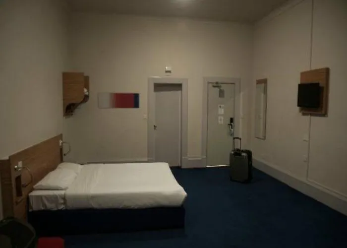 Hotell The Learmonth 2*