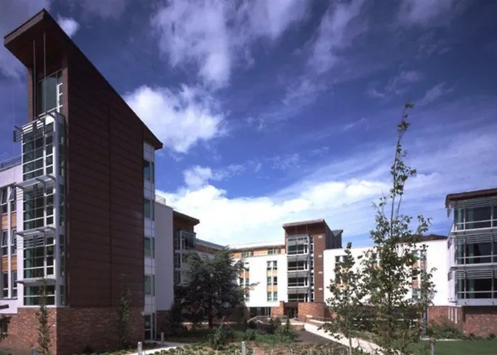 Отель Summer At The Of - Campus Эдинбург