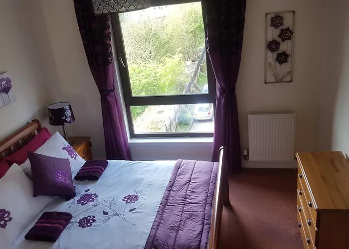 Penthouse Sleeps 11 *