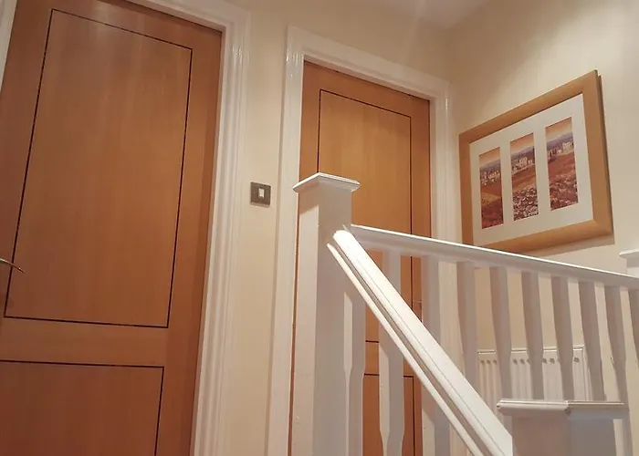 Penthouse Sleeps 11 * Эдинбург