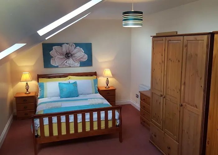Penthouse Sleeps 11 *
