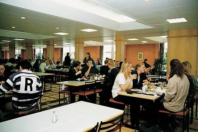 Отель First Holland House Эдинбург