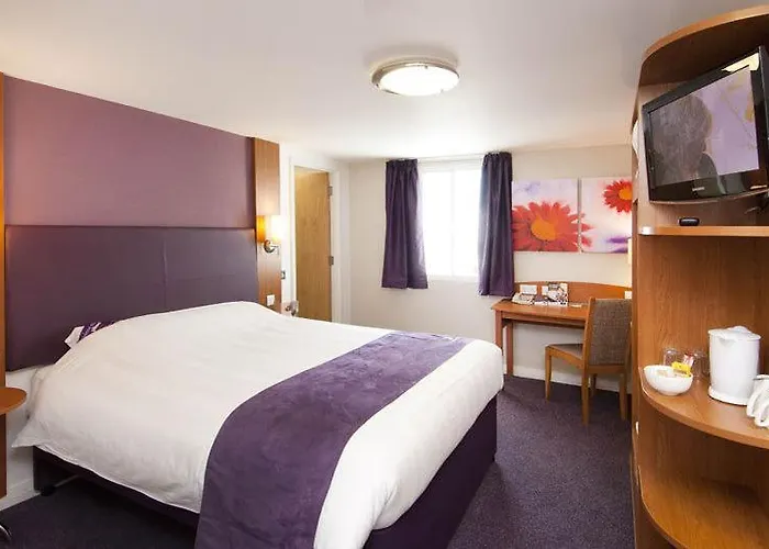 Premier Leith Waterfront Hotel 3*