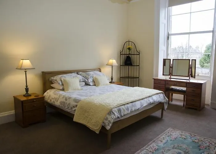 The Learmonth 2* Edinburgh