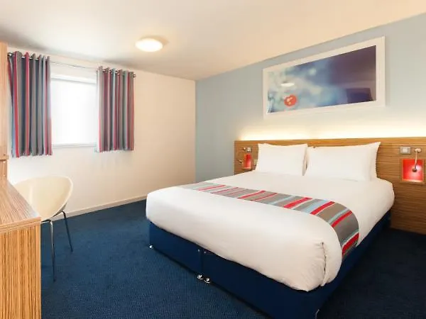 Travelodge Waterloo Place 3* Edinburgh