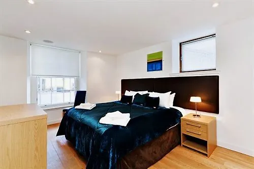 My-canning Street *
