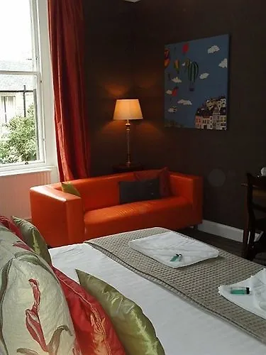 Albyn Townhouse 4*