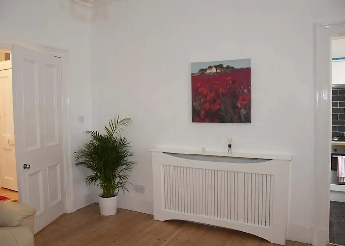 Centre Escape With Private Garden *