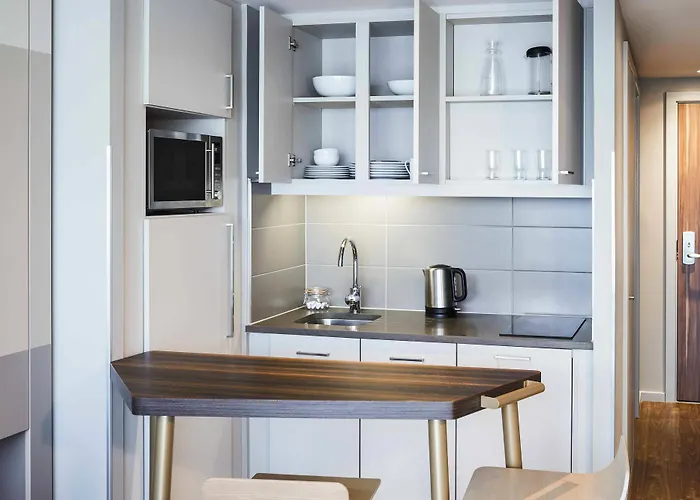 Adagio Royal Mile Эдинбург