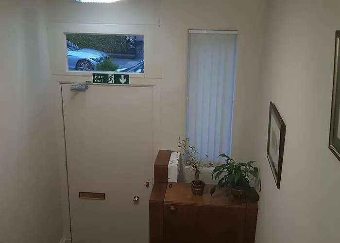 Гостевой дом Mayfair House 2*