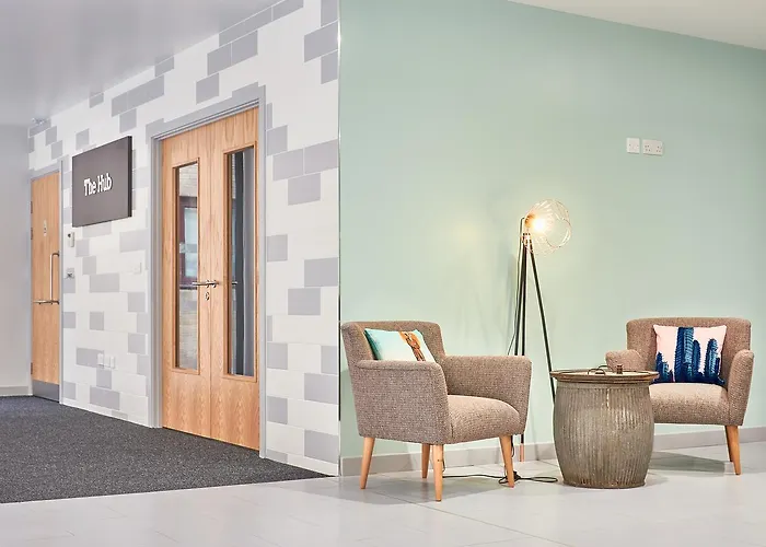 דירה Destiny Student - Meadow Court אדינבורו