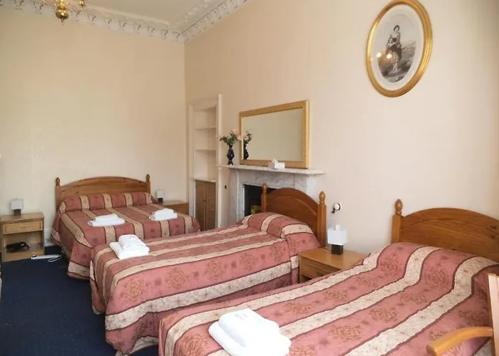 Menzies Apartment *