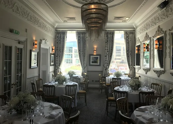 The Wine House 1821 4* Edinburgh