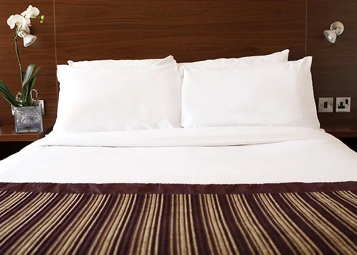 Hotel Leonardo Royal 4*