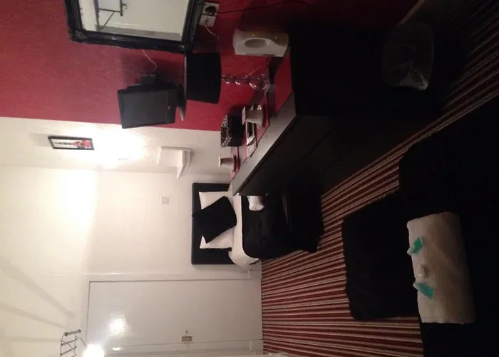 Playfair House 3*