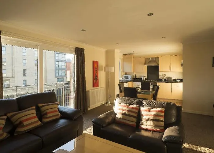 Fountain Court - Harris