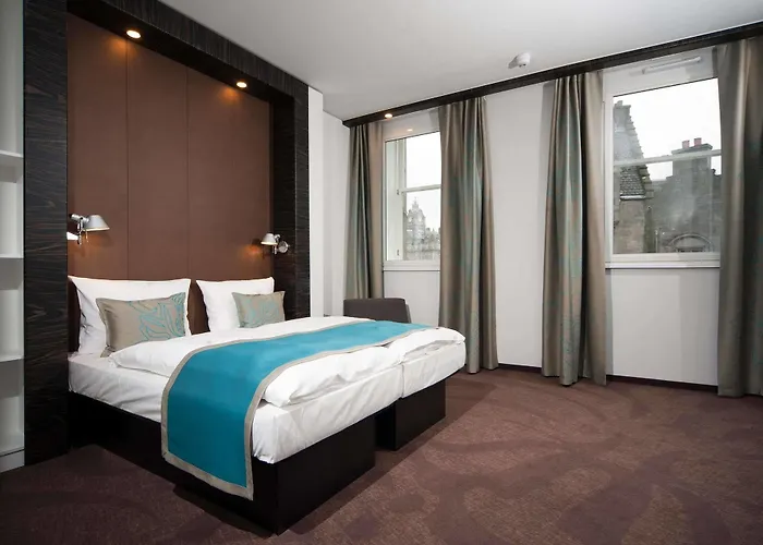 The Learmonth Hotell
