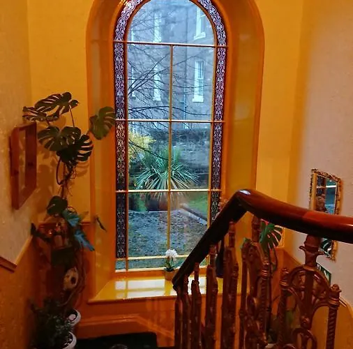 Bed & Breakfast Swan Lake Edinburgh