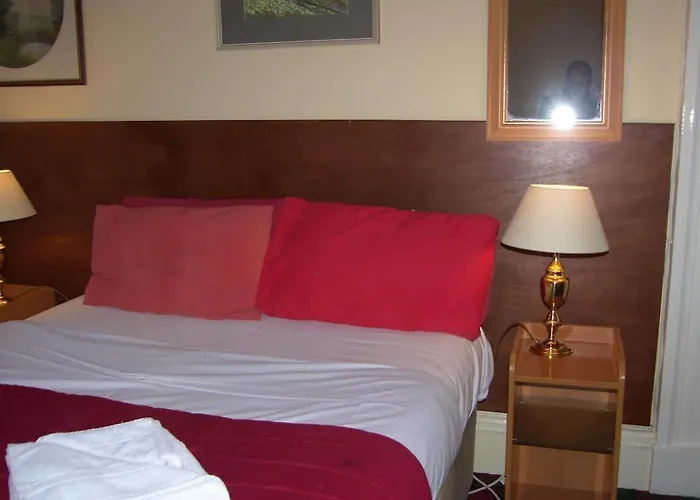 Πανσιόν Ivy- Braveheart 3*