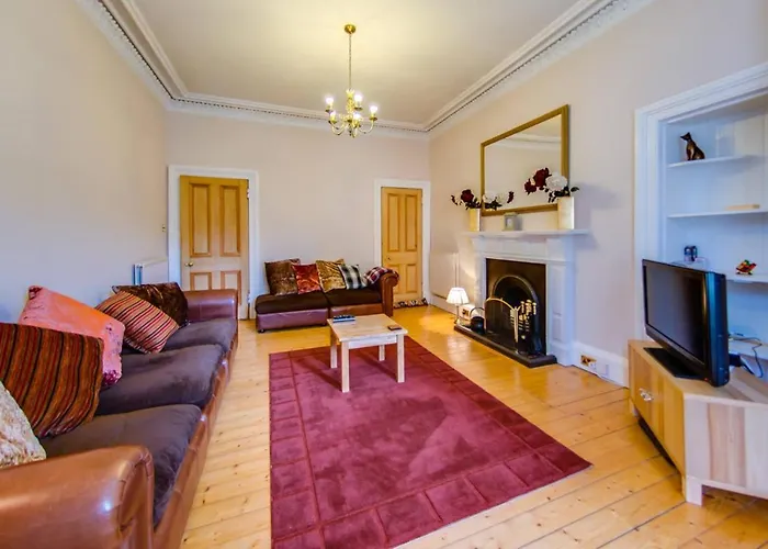 Joivy Spacious Next To The Meadows Apartmán Edinburgh