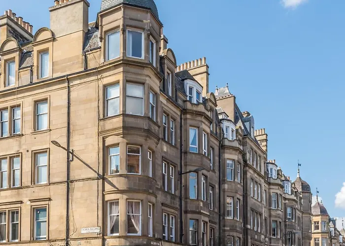 Menzies Apartment