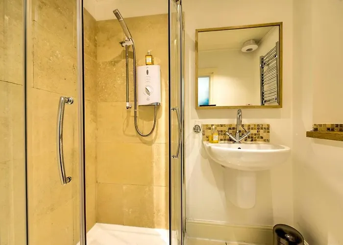 Joivy Charming Close To Centre אדינבורו