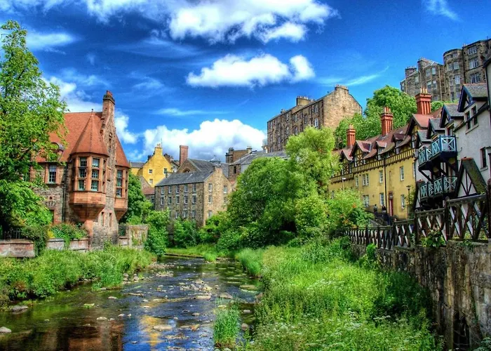 Joivy Historic Centre With Free Secure Parking - No Suvs Appartement *