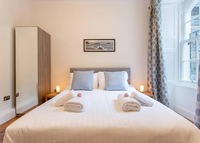 Joivy Spacious Flat With Garden In Centre Apartamento