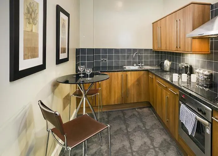 Nicolson Hotel apartamentowy Edynburg