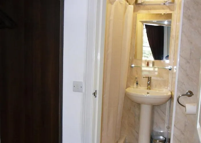 Blossom 3* Edinburgh