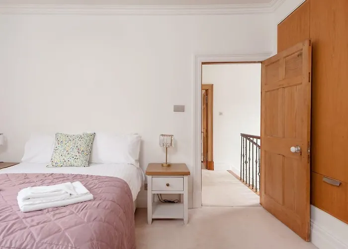 The Lochside House Ferienhaus Edinburgh