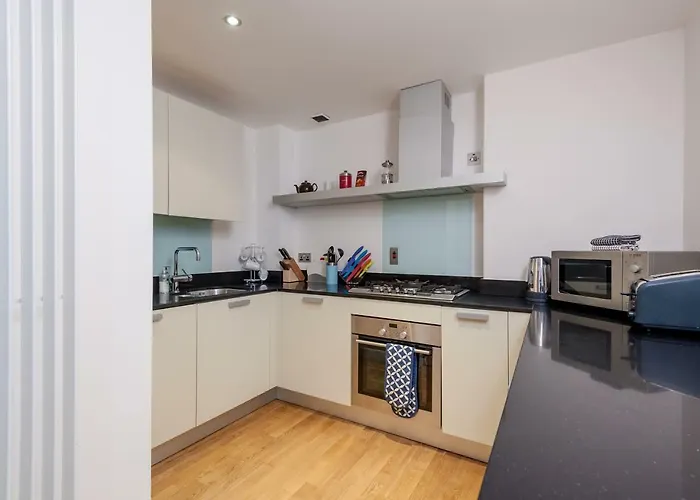 The Quartermile Meadows View דירה *