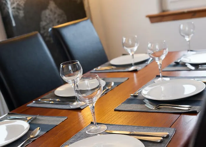 The Traquair Park בית נופש