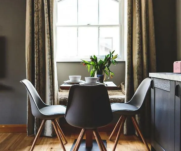 Mono Old Town 爱丁堡