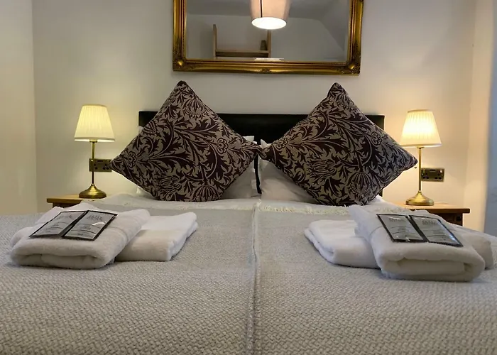 Royal Mile Balconies By The Castle Edimburgo