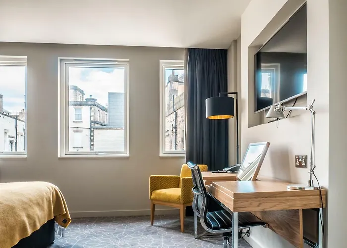 Apex Waterloo Place 4* Edynburg