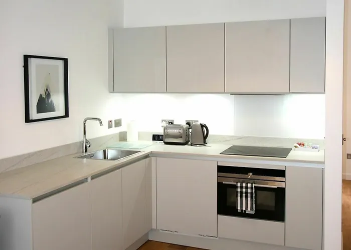 Destiny Scotland At Canning Street Lane אדינבורו