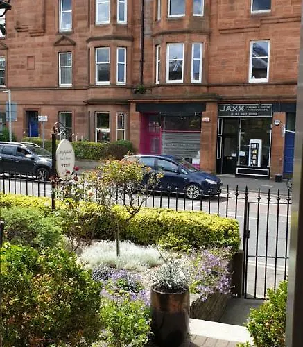 Highfield 4* Edinburgh